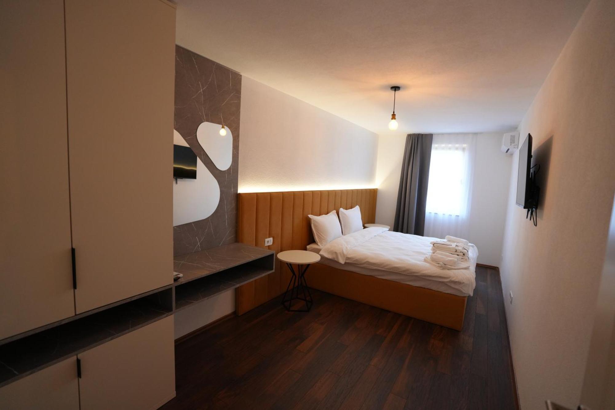 Biond Hotel Prizren Ngoại thất bức ảnh