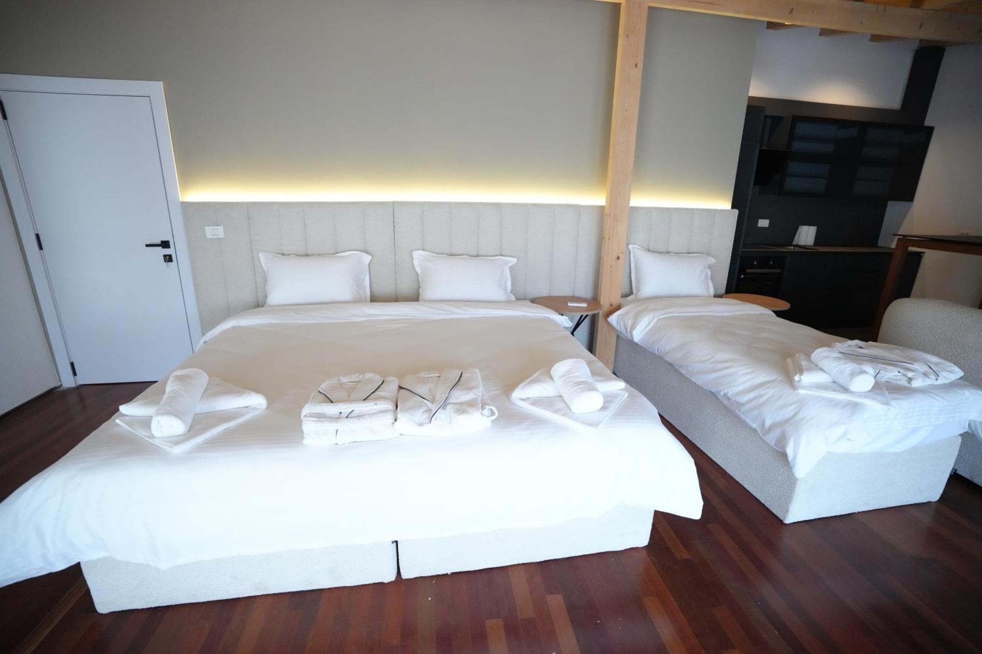 Biond Hotel Prizren Ngoại thất bức ảnh