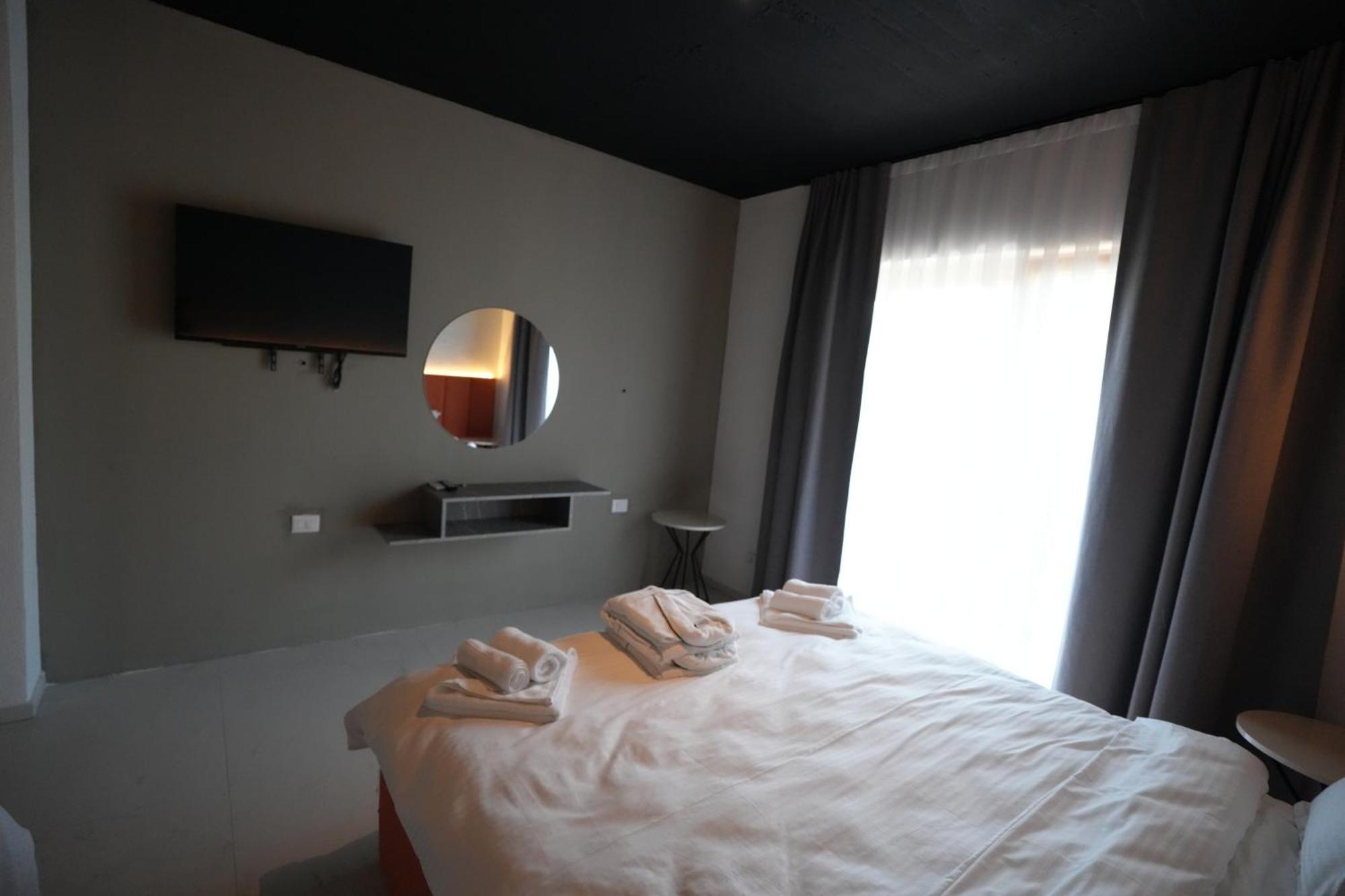 Biond Hotel Prizren Ngoại thất bức ảnh