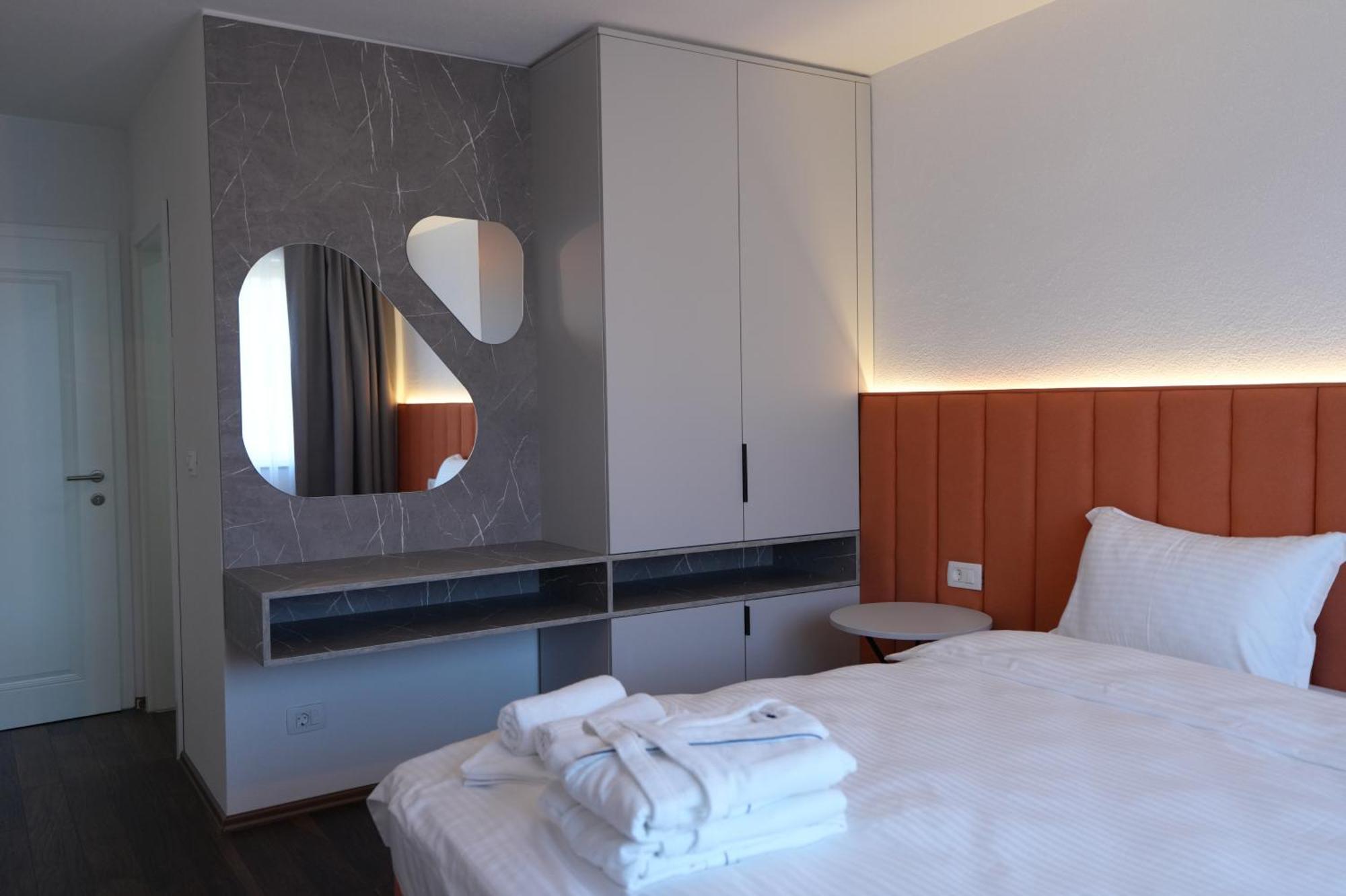 Biond Hotel Prizren Ngoại thất bức ảnh
