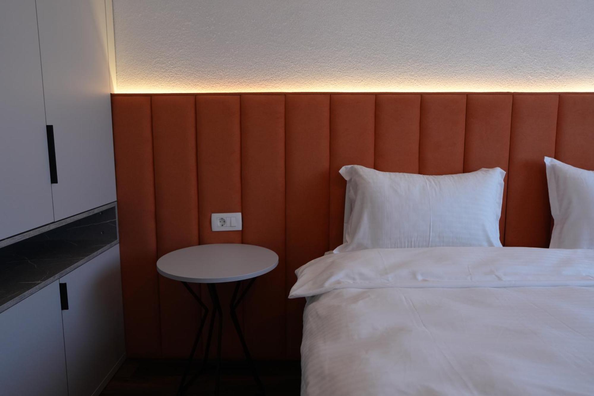 Biond Hotel Prizren Ngoại thất bức ảnh